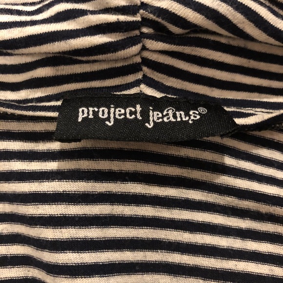 Striped Lightweight Vest - Picture 4 of 4